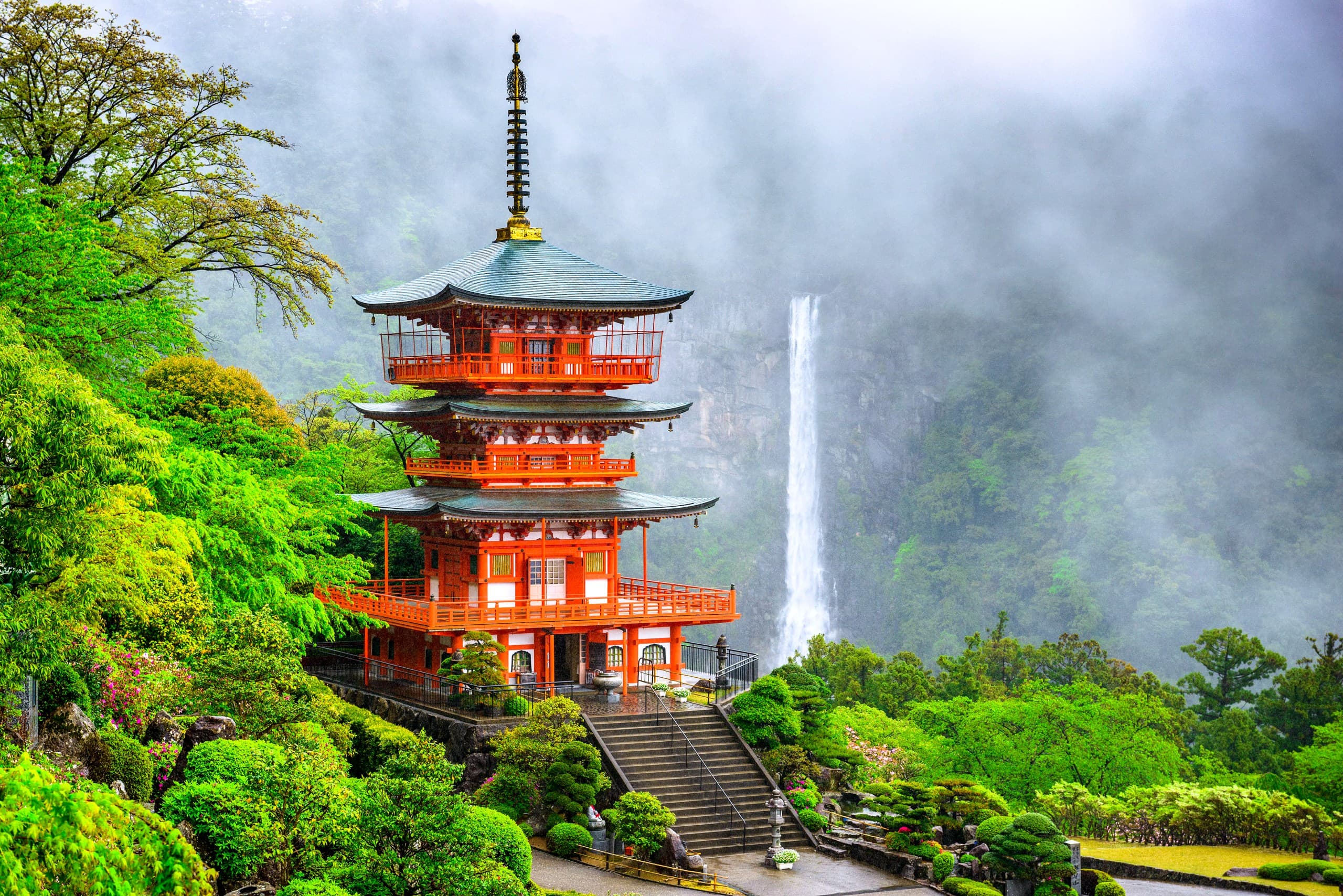 Bespoke Luxury Journeys Through Japan Highlights